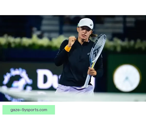 网球世界大赛精彩回顾：明星选手亮相赛场 激烈对决引发关注